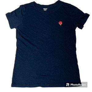 Aritzia Sunday Best shrunken tee shirt with rose embroidery - size XS